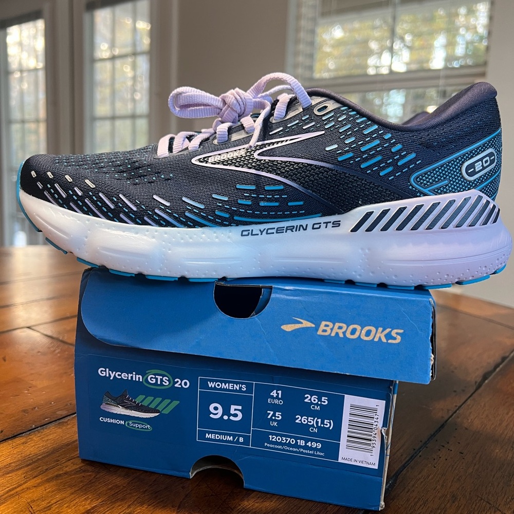 New in Box! Brooks Women’s Glycerin GTS 20 Running Shoes